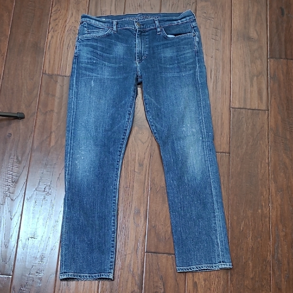 Citizens Of Humanity Distressed Jeans size 30